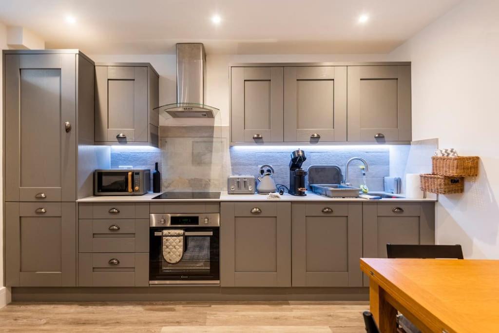 Comfortable Flat Close To The Beach برايتون المظهر الخارجي الصورة
