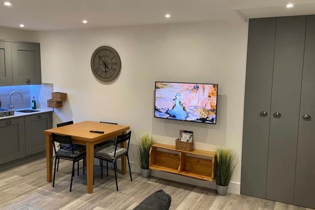 Comfortable Flat Close To The Beach برايتون المظهر الخارجي الصورة